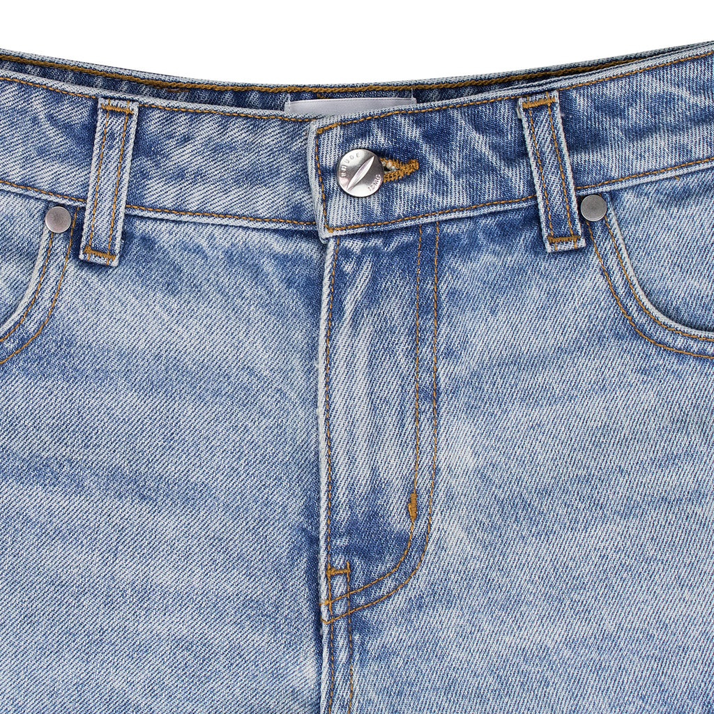 INDIGO LOW-WAIST DENIM SHORTS