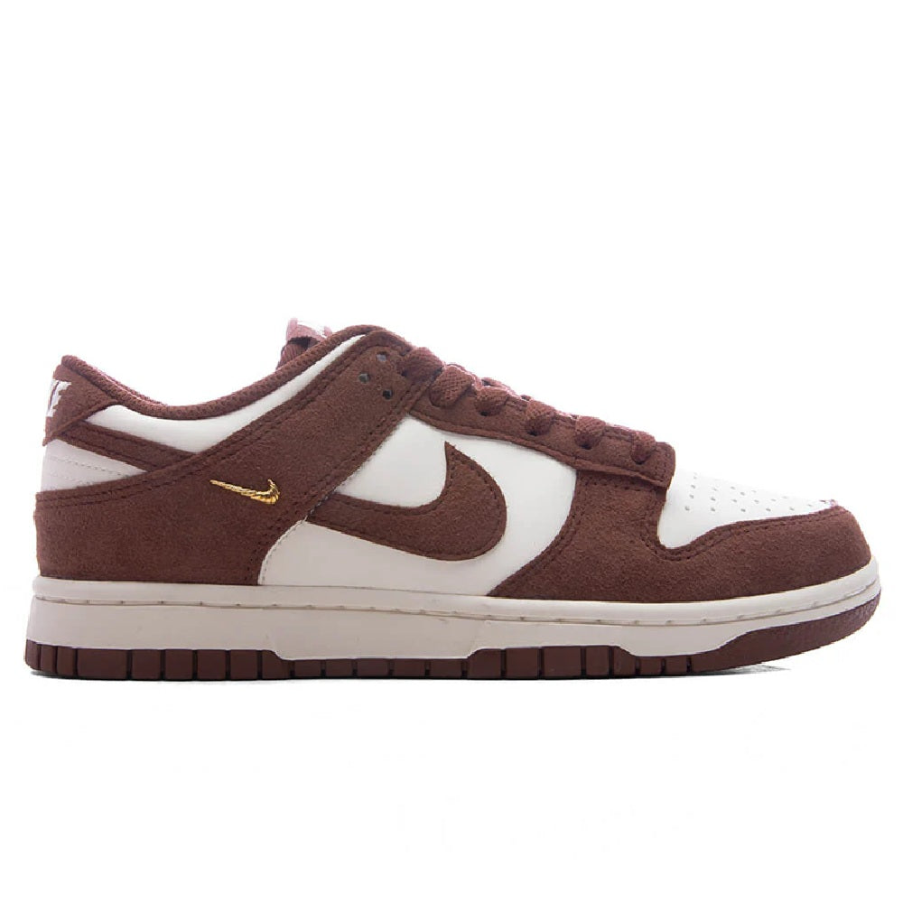 Women's Nike Dunk Low Sail/Red Sepia-Metallic Gold (IB4417 104)