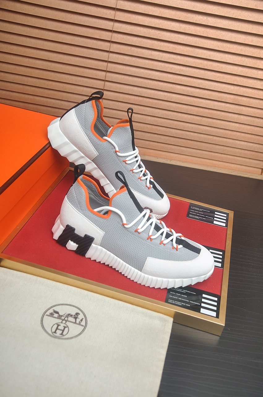 Hermès Low-Top Sneakers