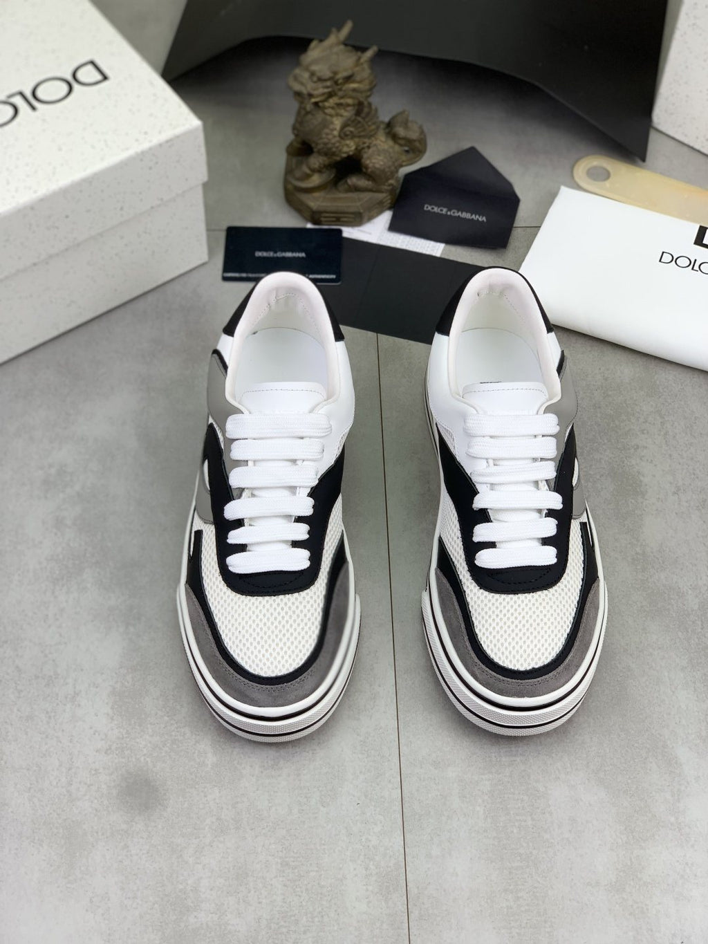Dolce & Gabbana Patterned Low-Top Sneakers
